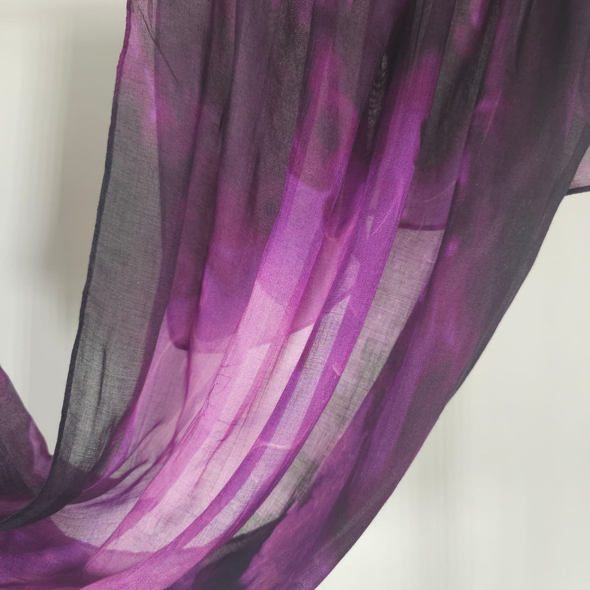 Modal Printed Purple Orchid π