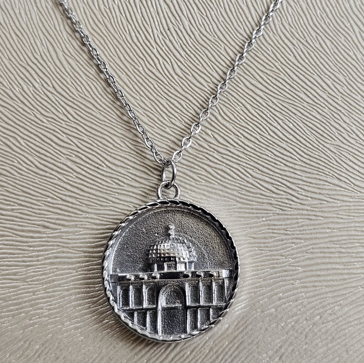 AL-QODS NECKLACE SILVER