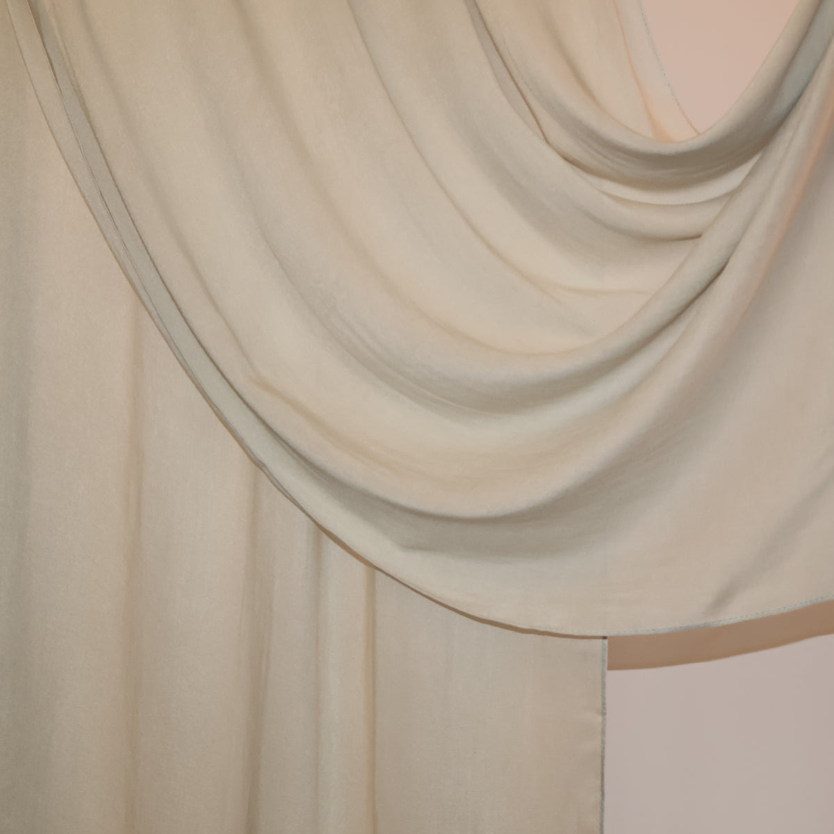 Bamboo  Modal Hijab Warm Ivory