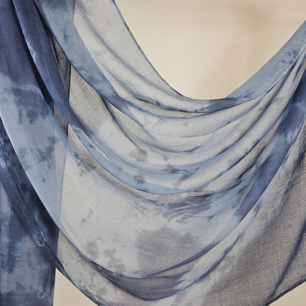 Modal Printed  Dusty Blue & Silver Gray Tie-Dye