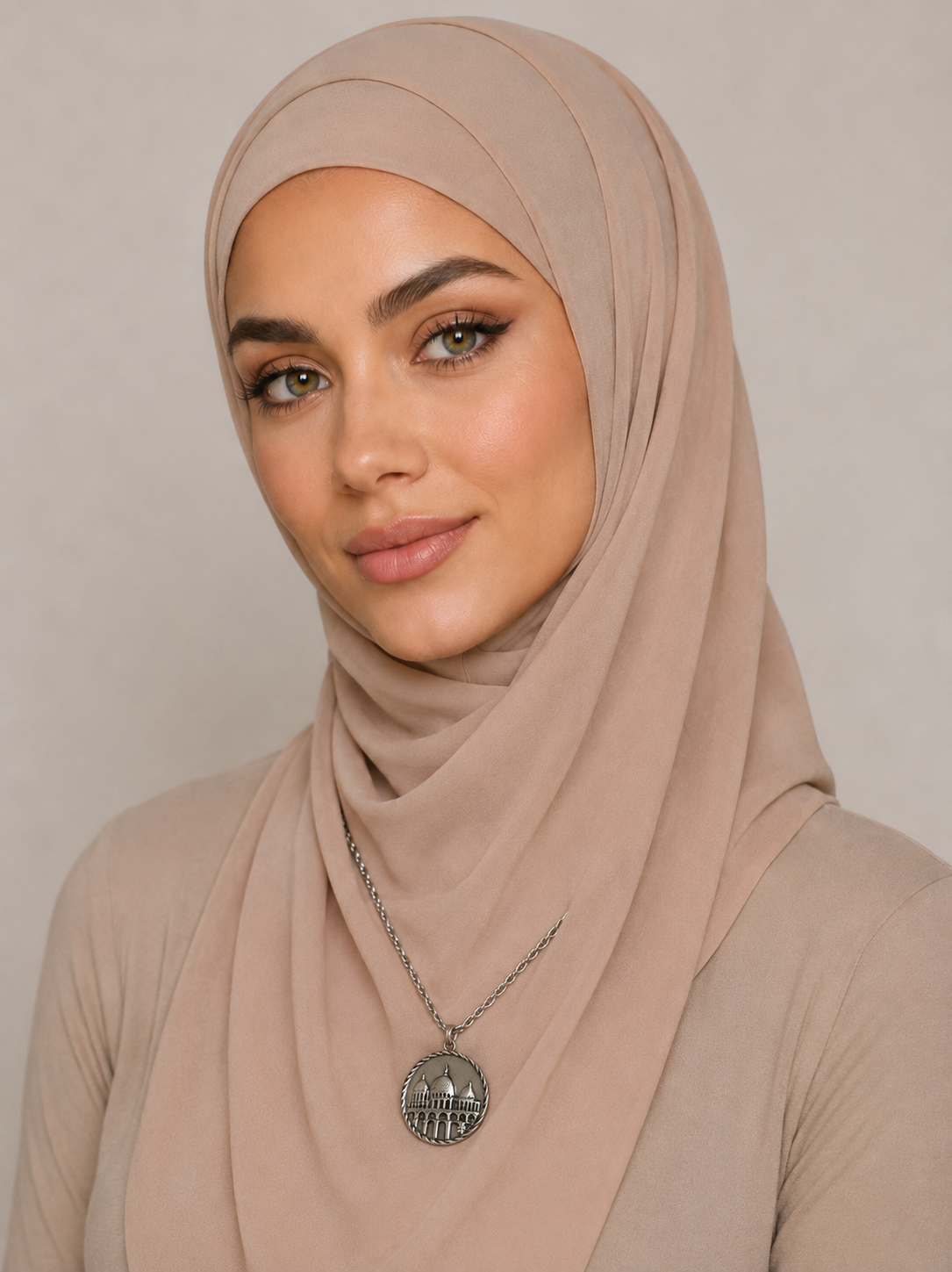 AL-QODS NECKLACE SILVER